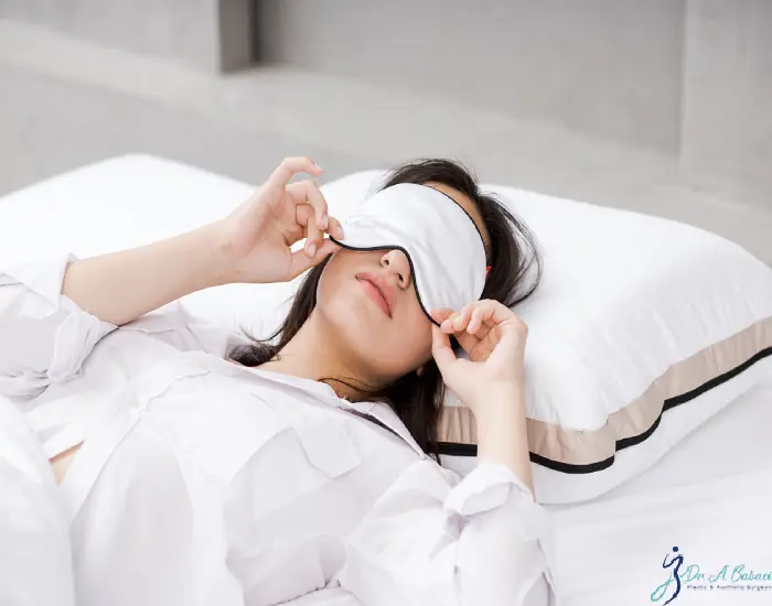 نحوه خوابیدن بعد از پروتز سینه
